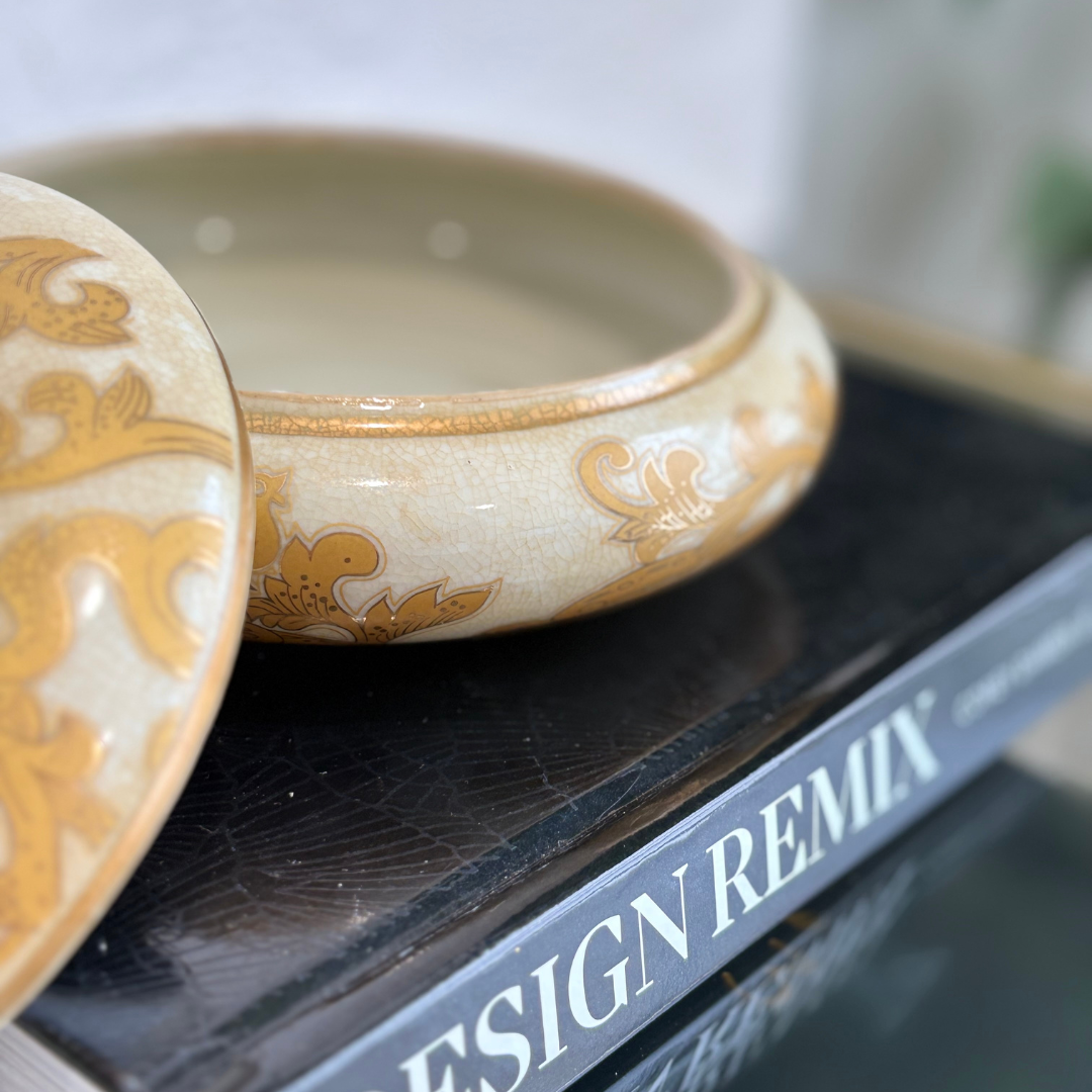 Vintage Gold ceramic trinket box | Jewellery box